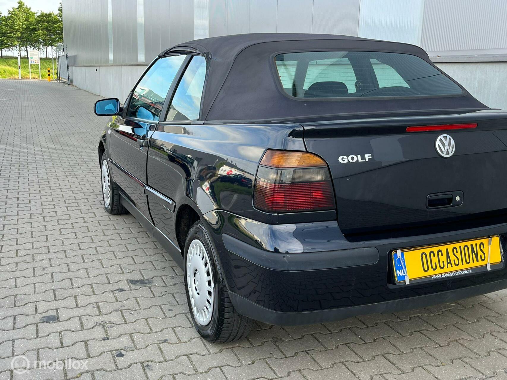 Foto van Volkswagen Golf Cabrio