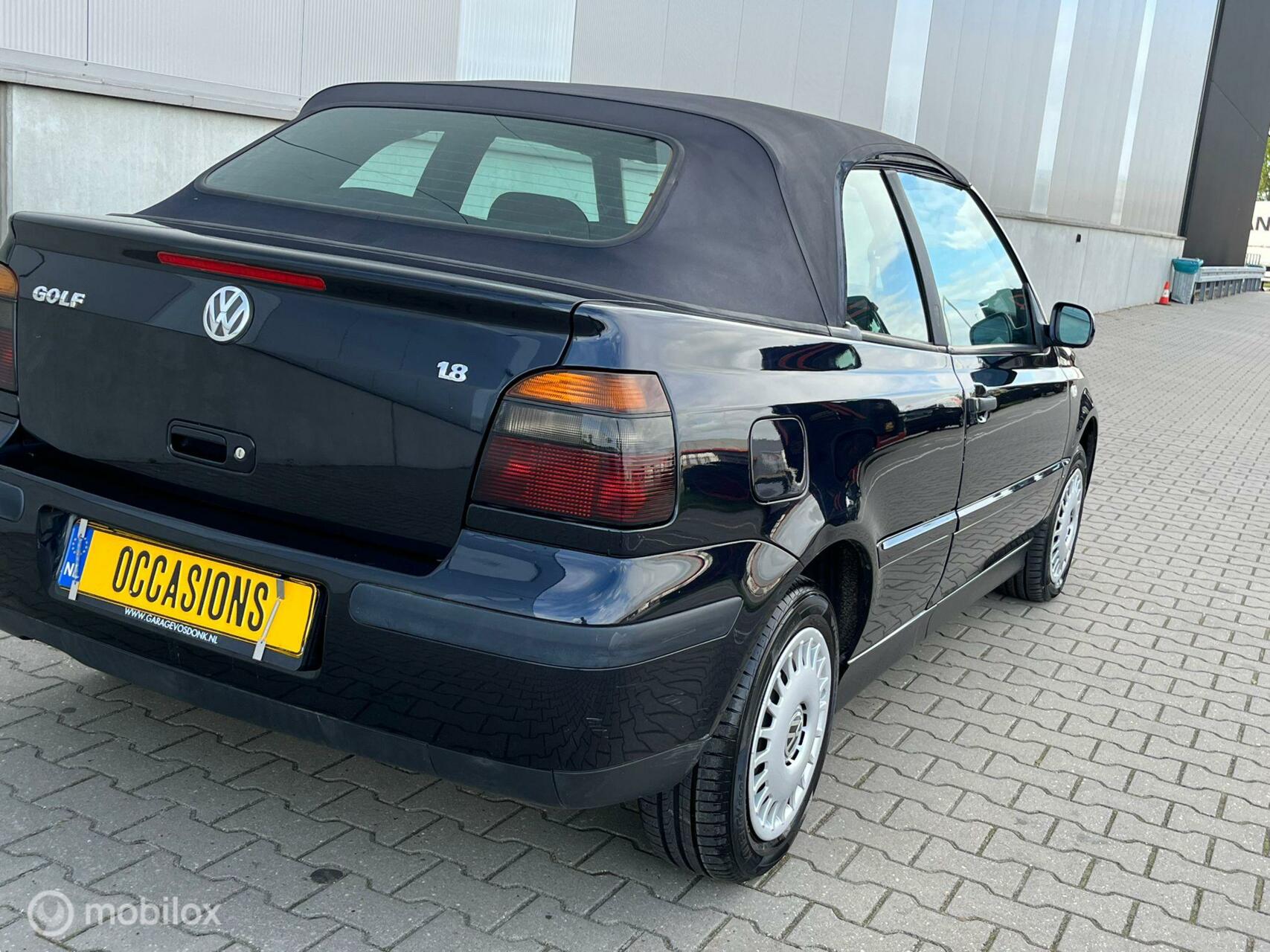 Foto van Volkswagen Golf Cabrio