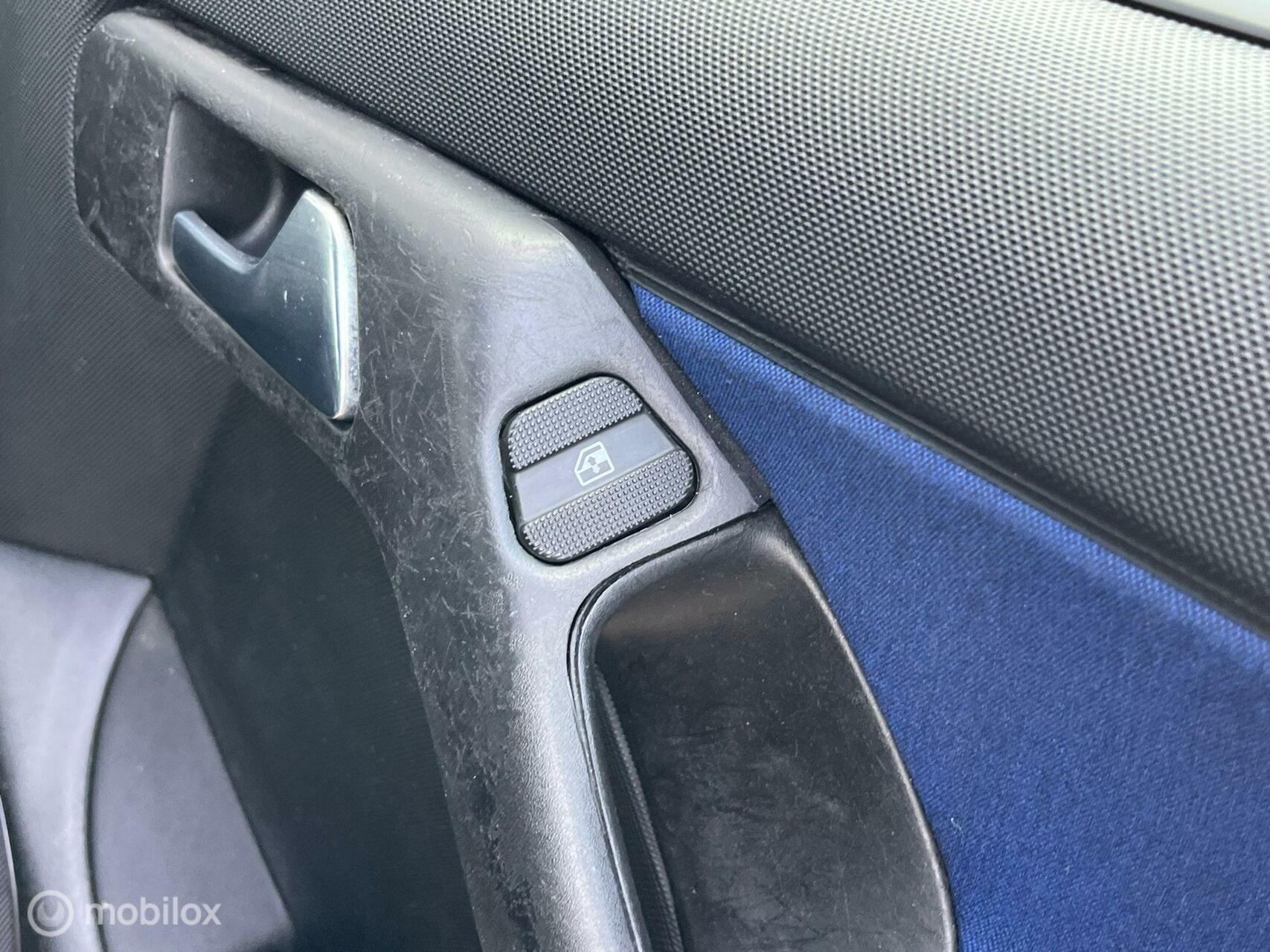 Foto van Volkswagen Golf Cabrio
