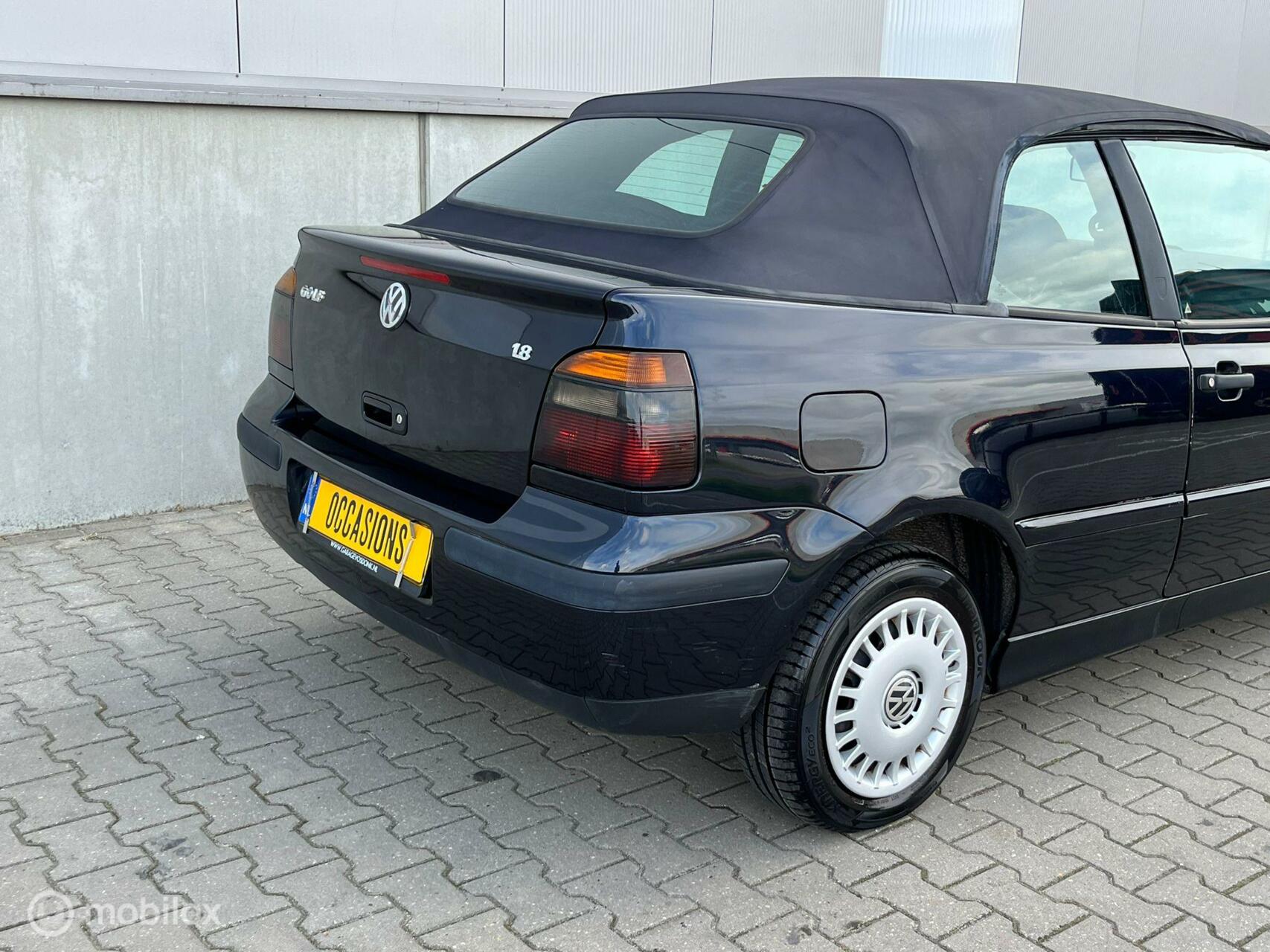 Foto van Volkswagen Golf Cabrio