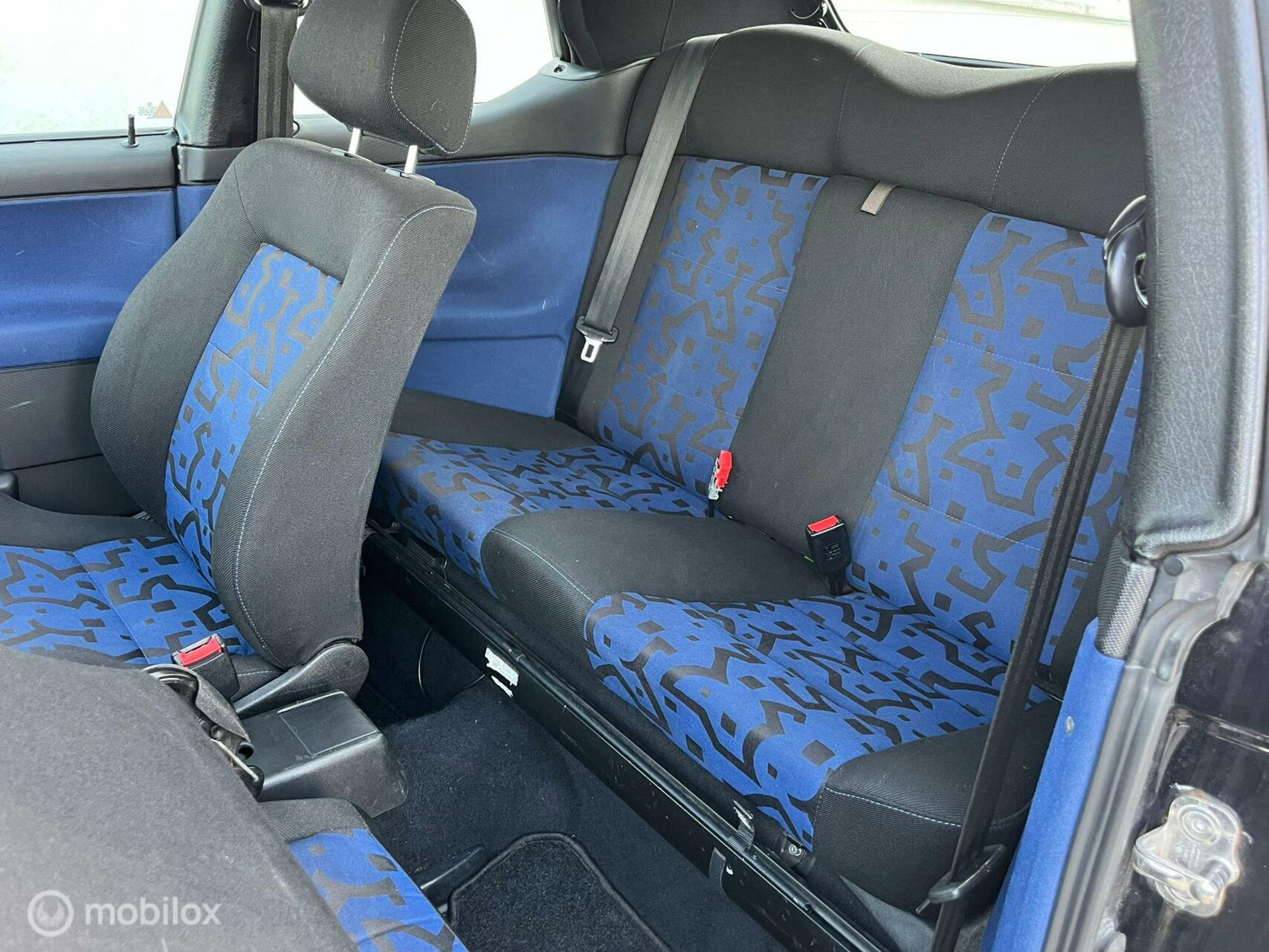 Foto van Volkswagen Golf Cabrio