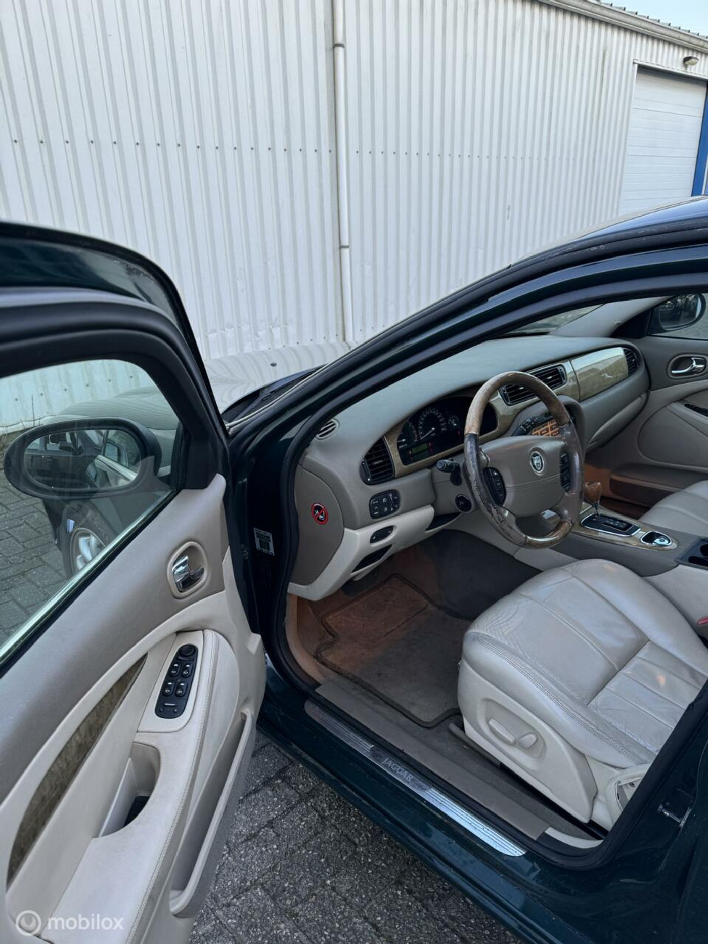 Foto van Jaguar S-type