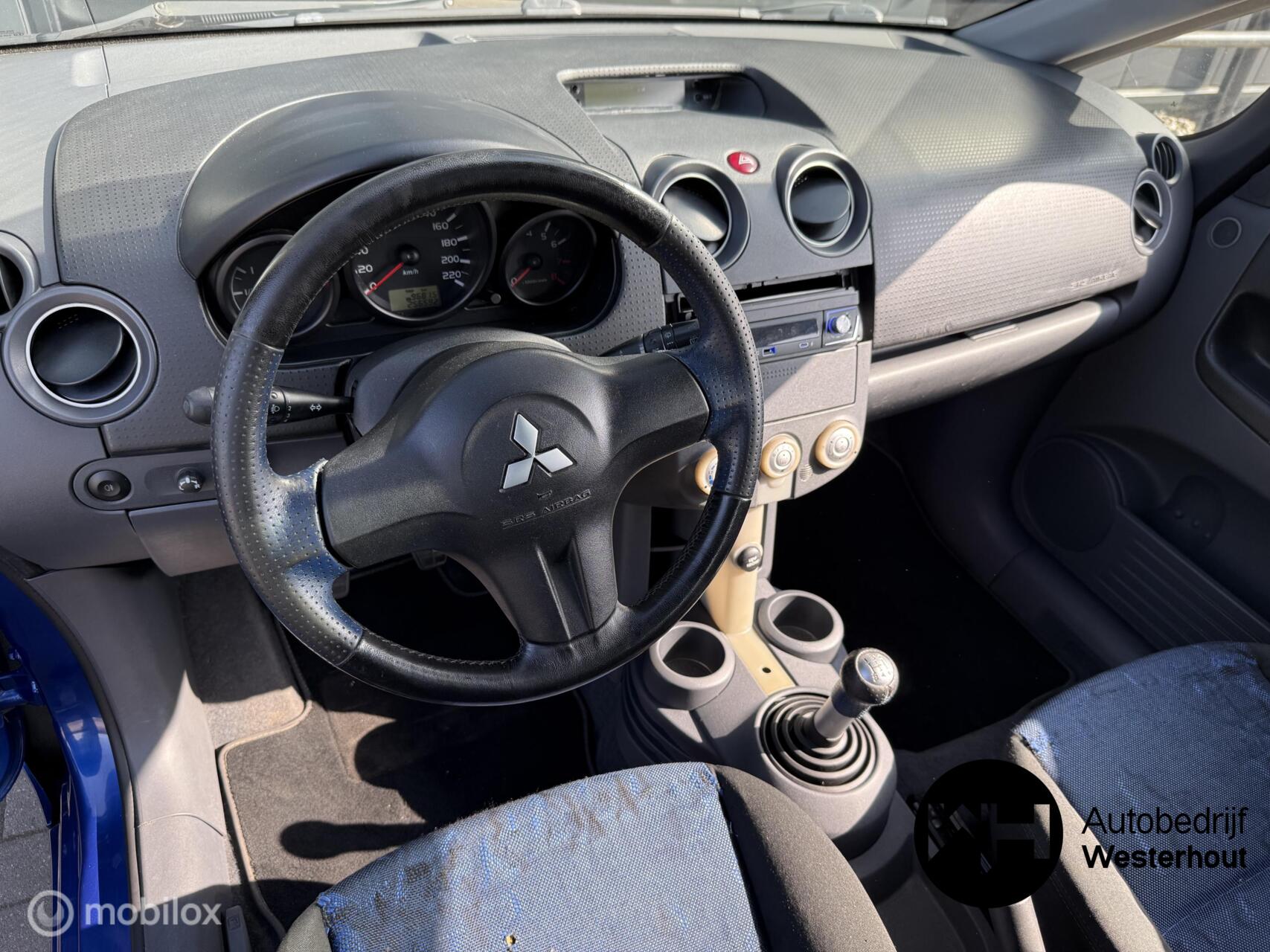 Foto van Mitsubishi Colt