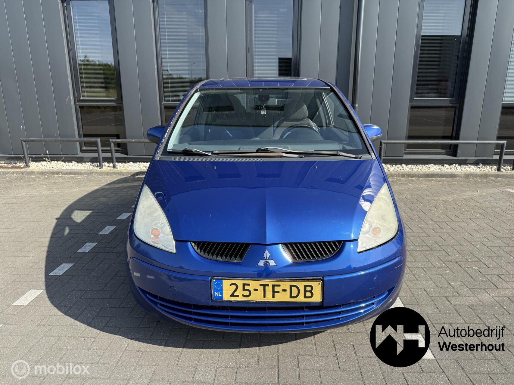 Foto van Mitsubishi Colt