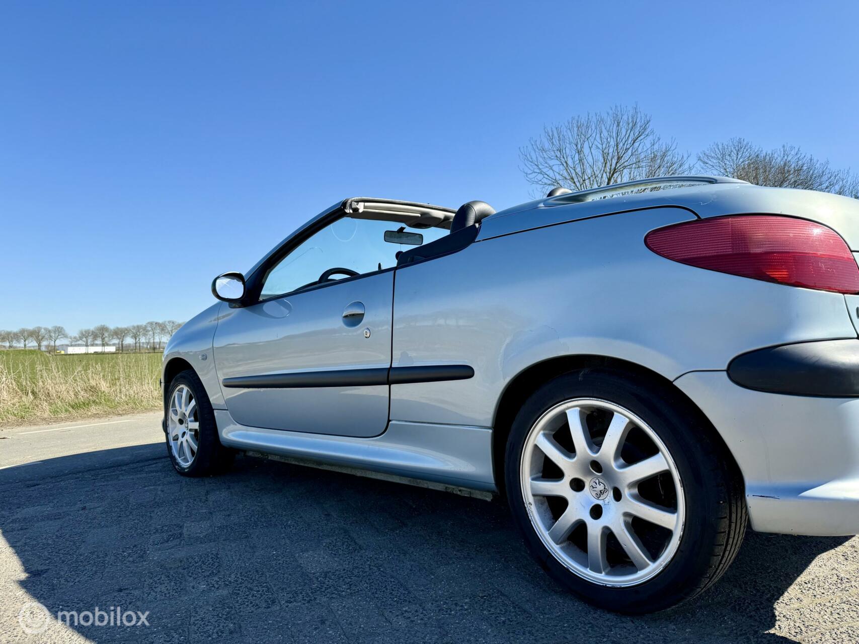Foto van Peugeot 206 CC
