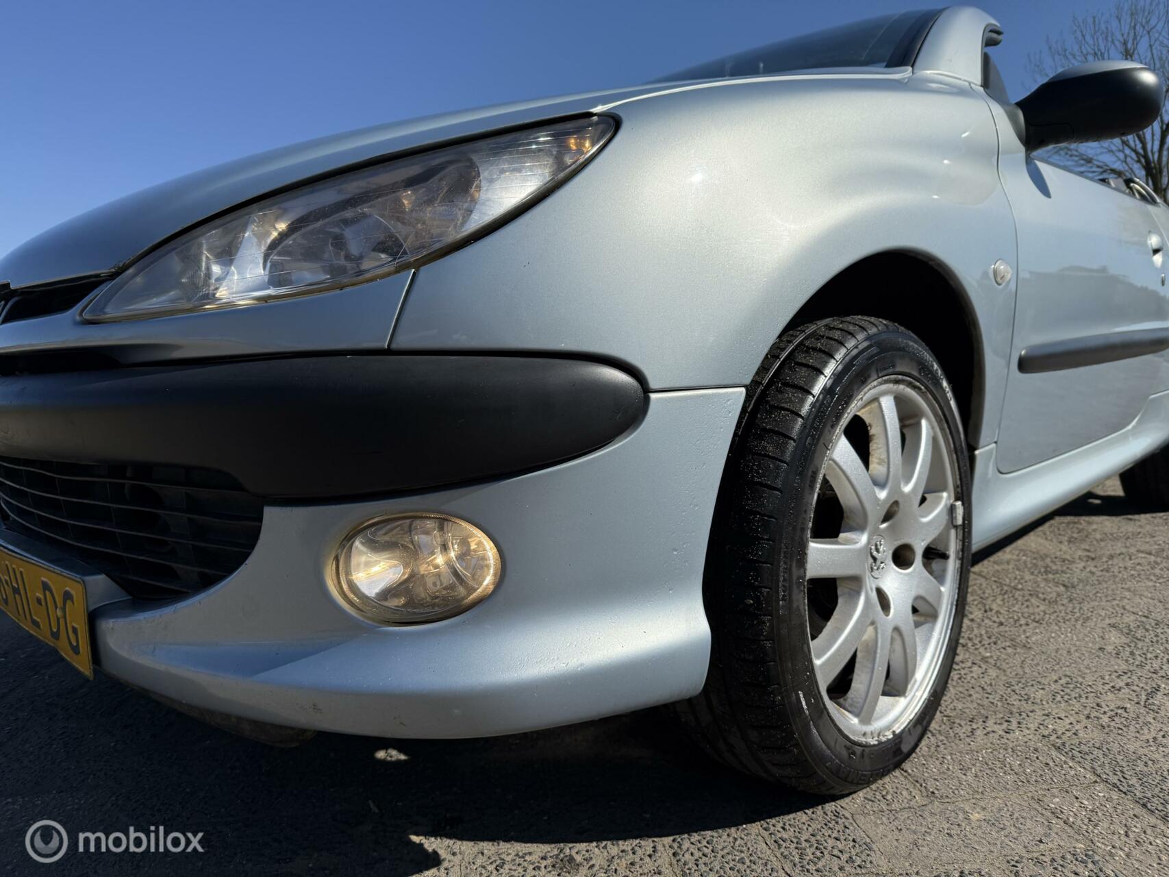 Foto van Peugeot 206 CC