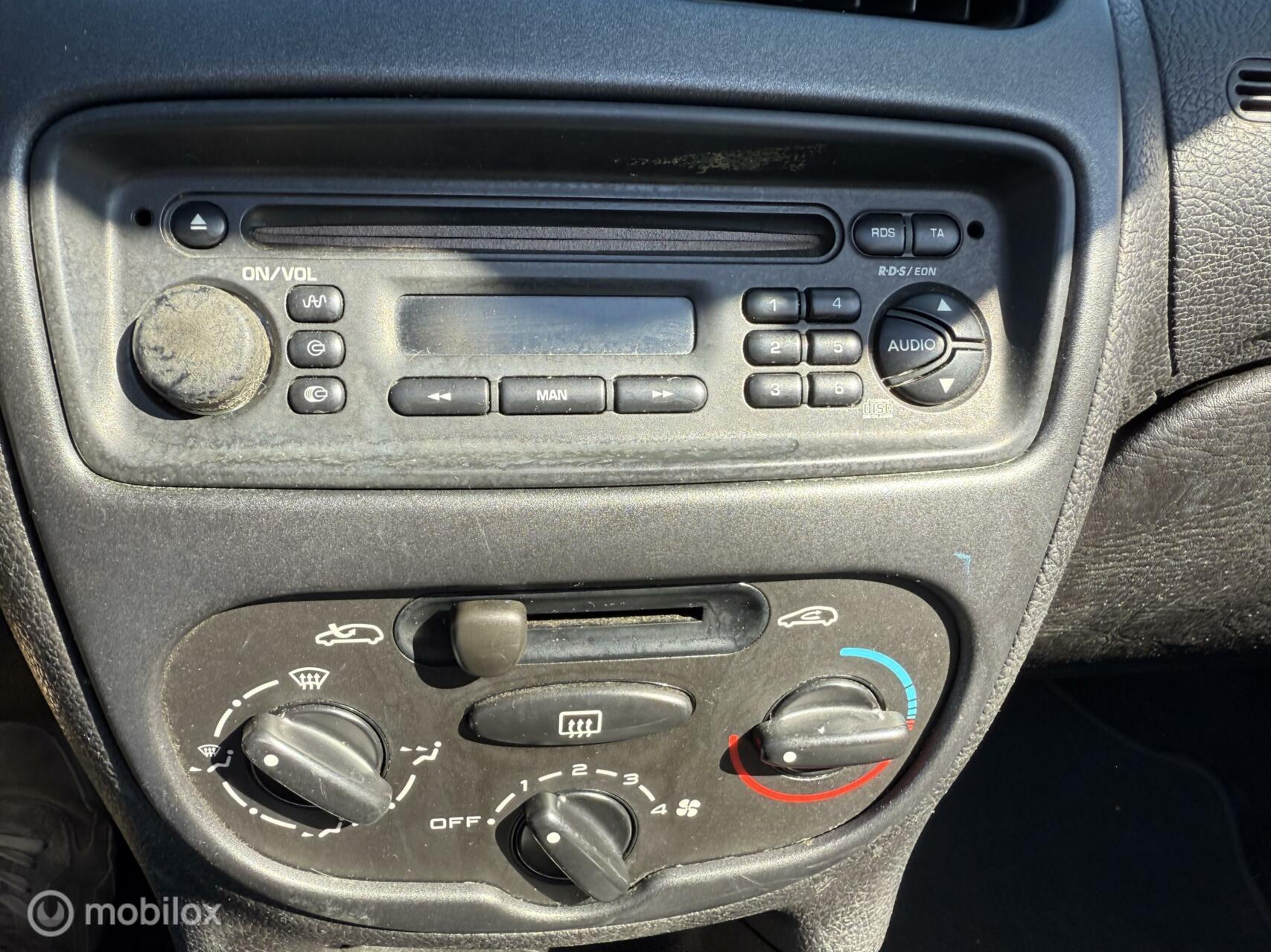 Foto van Peugeot 206 CC
