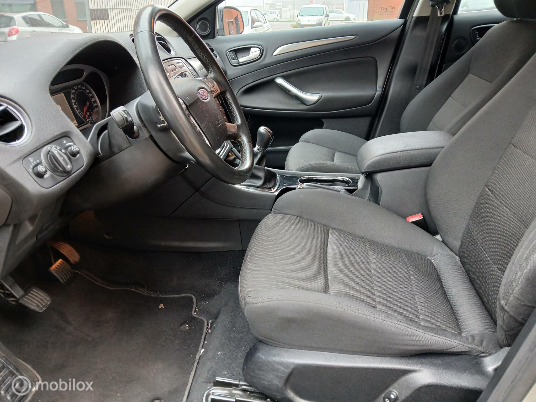 Foto van Ford Mondeo Wagon