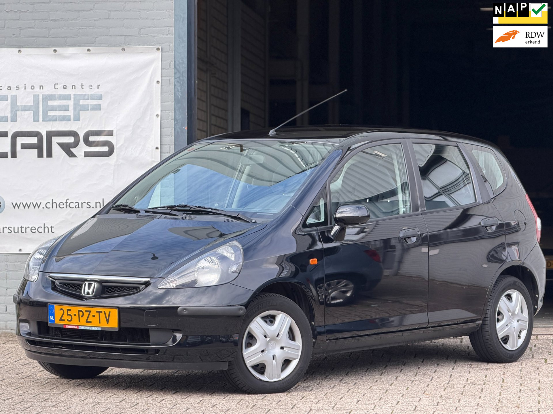 Honda Jazz 1.4|NAP|AIRCO|NIEUWEAPK|DEALERONDERHDN|2EIGENAAR! 2005 - voorkant