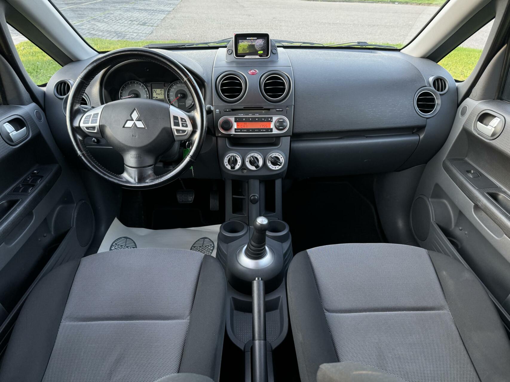 Foto van Mitsubishi Colt