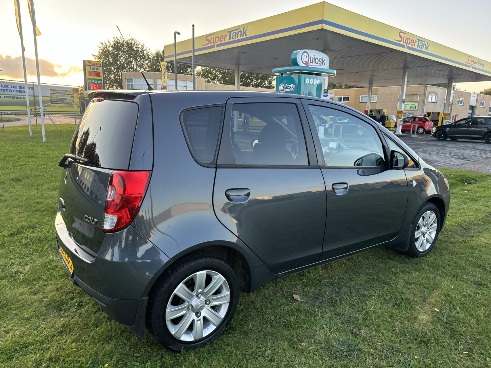 Foto van Mitsubishi Colt