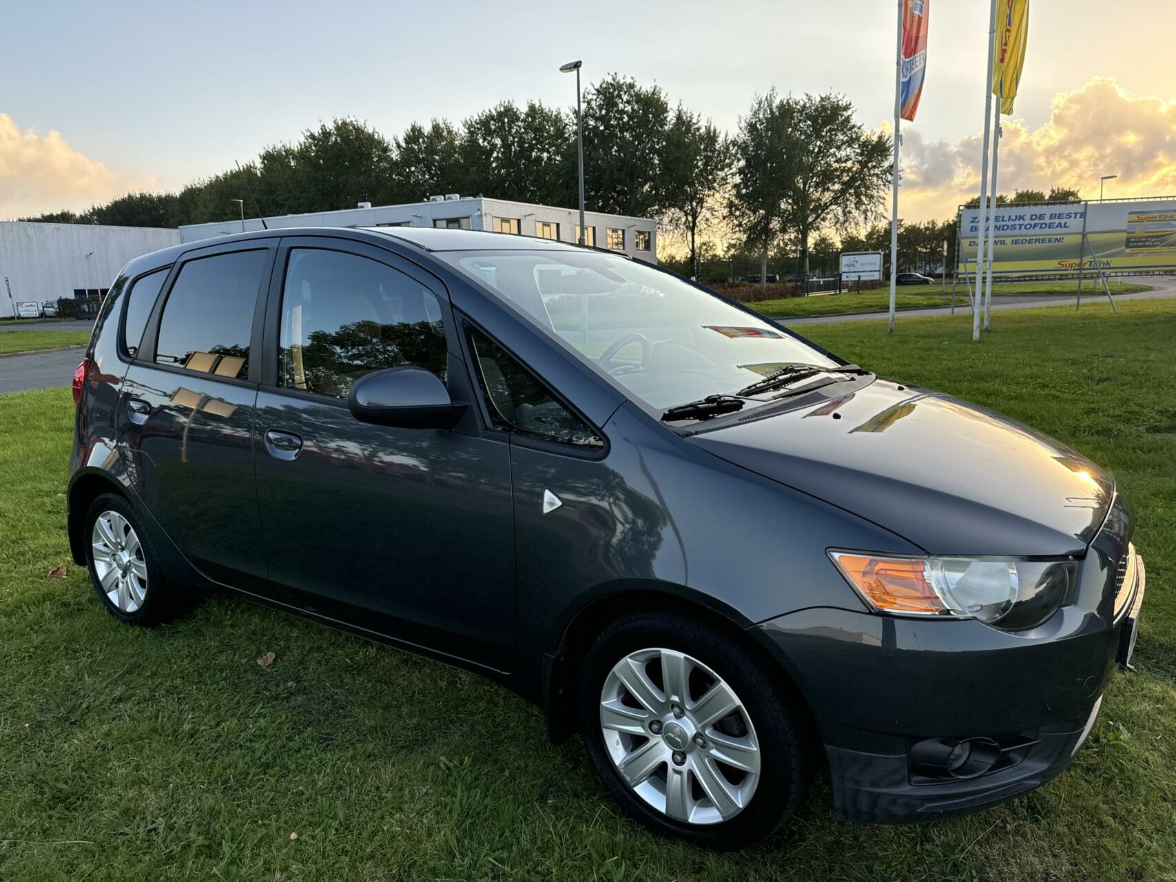 Foto van Mitsubishi Colt