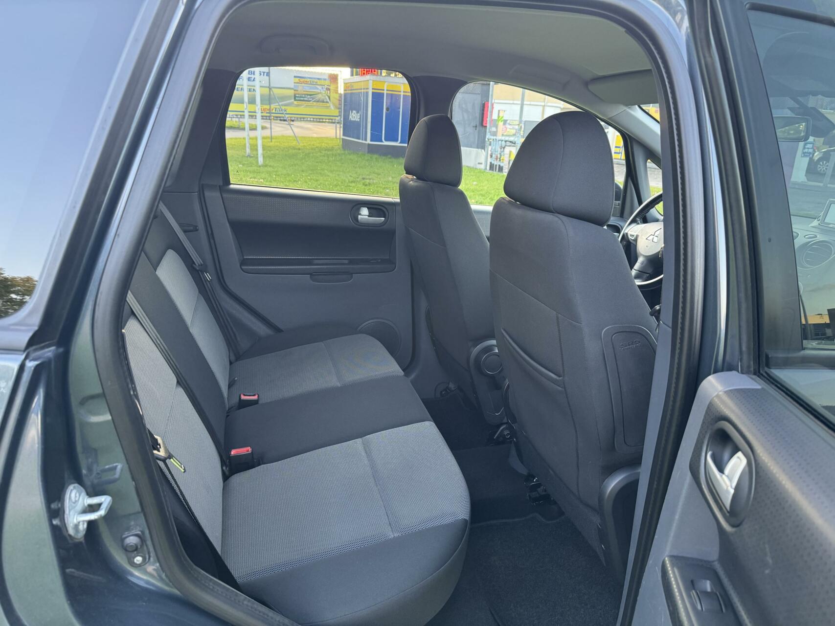 Foto van Mitsubishi Colt