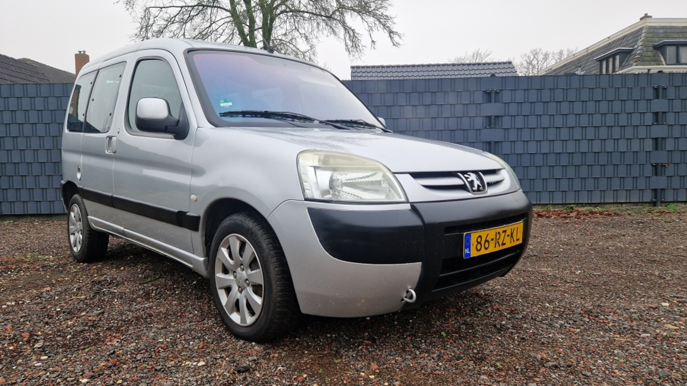 Peugeot Partner MPV 1.6-16V XT 14 maand apk keuring ! 2005 - voorkant