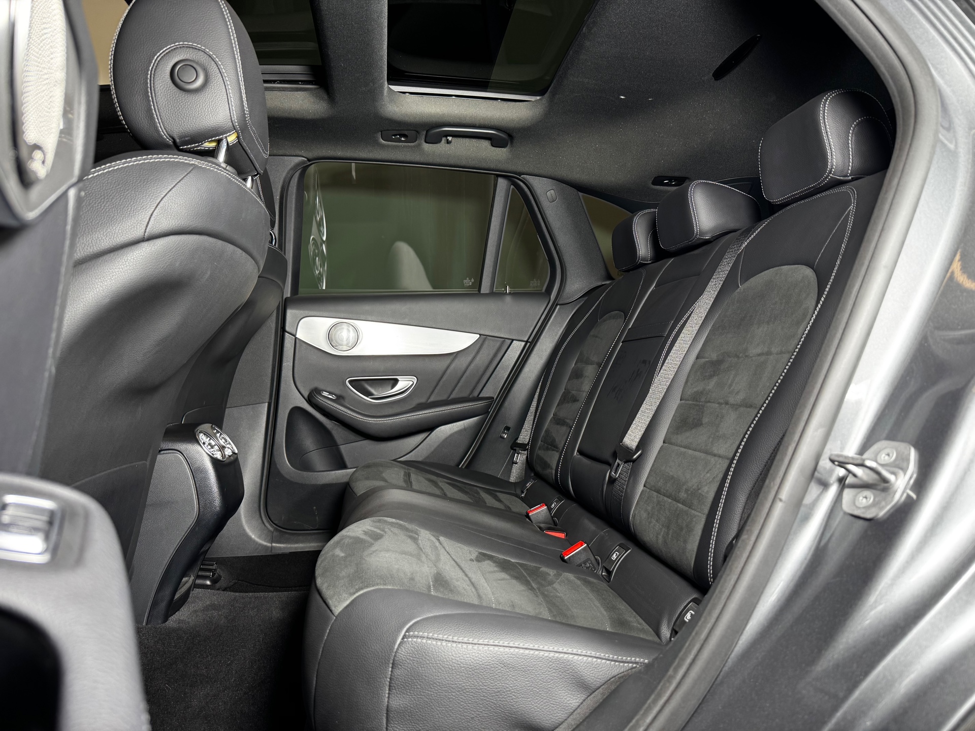 Foto van Mercedes-Benz GLC 350 E 4Matic