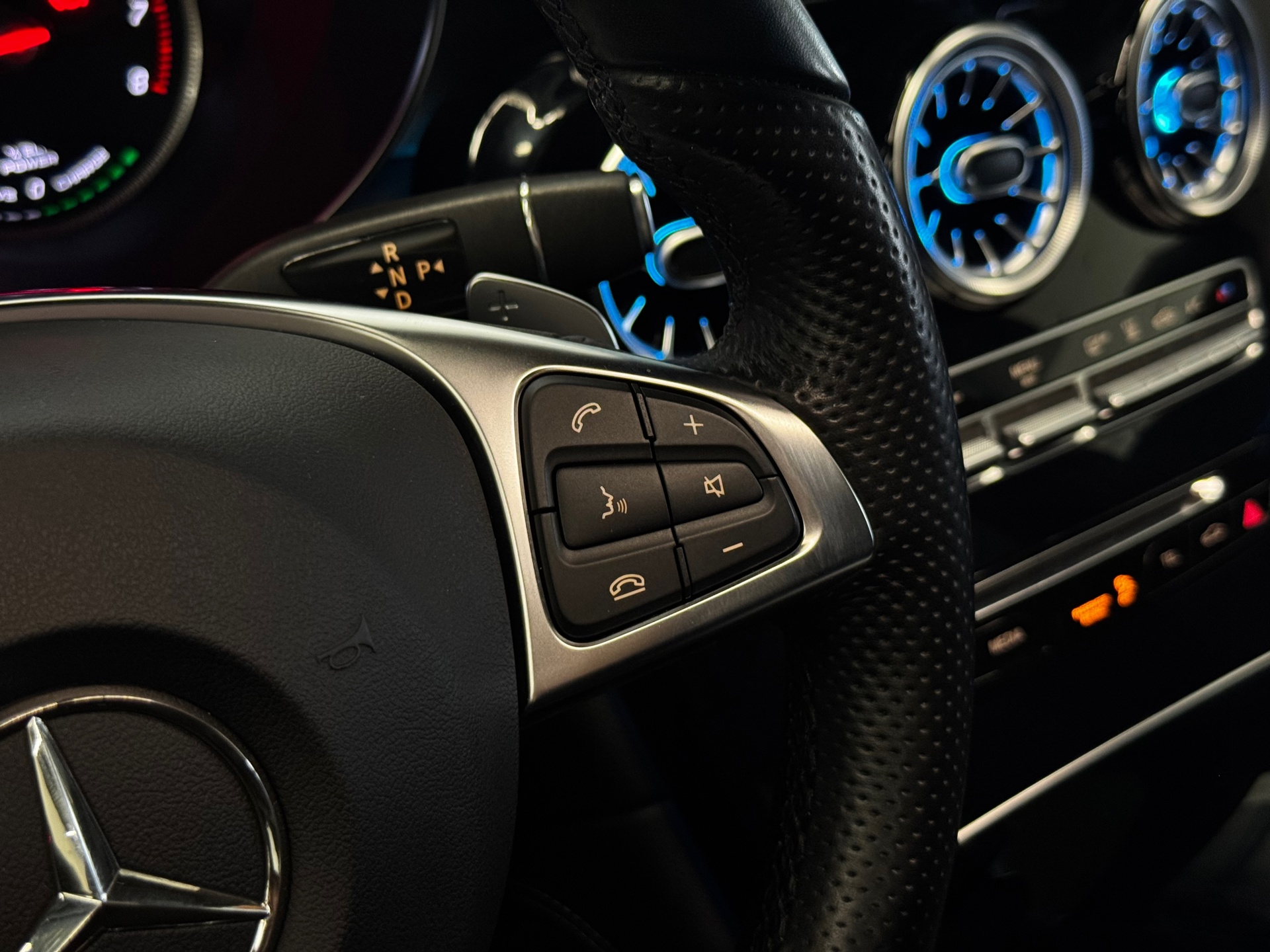 Foto van Mercedes-Benz GLC 350 E 4Matic