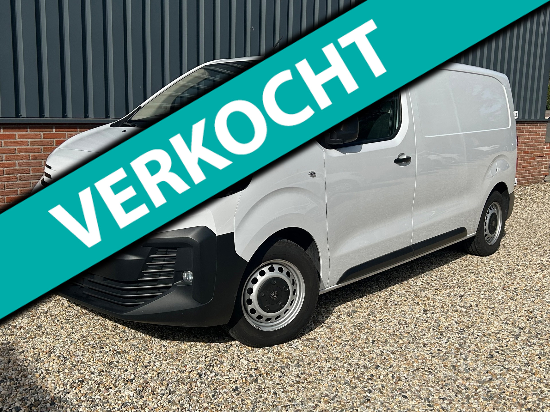 Peugeot Expert 2.0 BlueHDi 145PK L2 Airco/3-Persoons/Pdc/Trekhaak/Camera/21.000KM!!! 2024 - voorkant