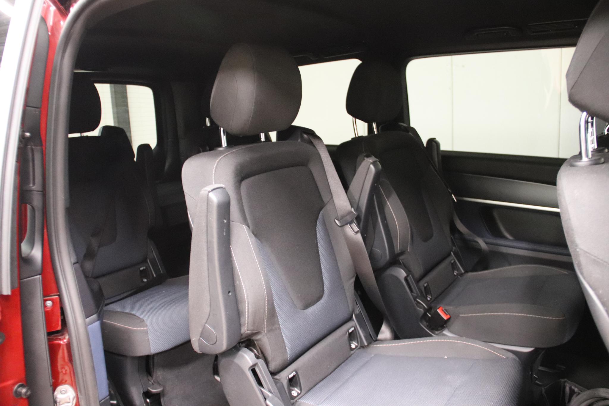 Foto van Mercedes-Benz Eqv