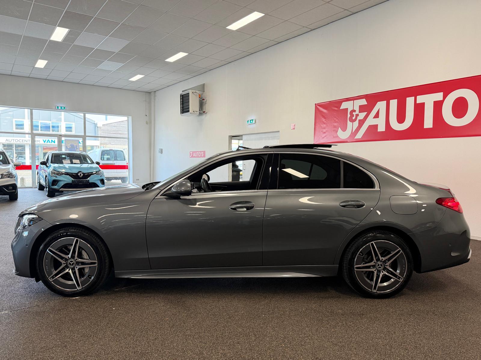Foto van Mercedes-Benz C 300 E