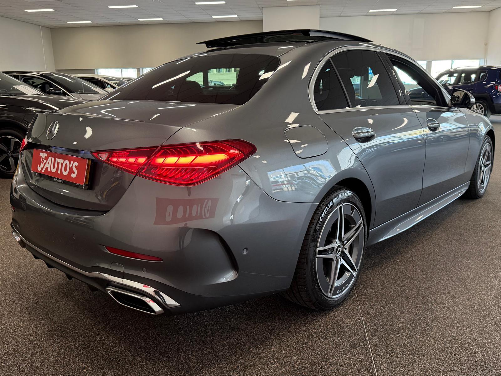 Foto van Mercedes-Benz C 300 E
