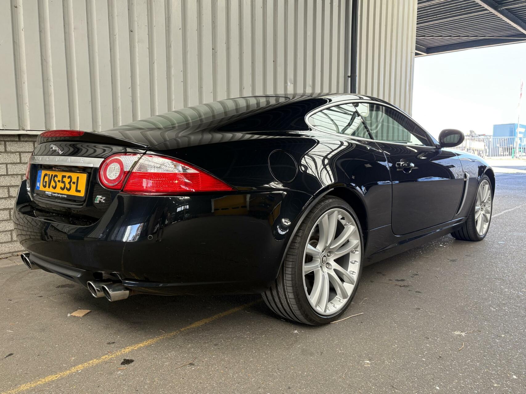 Foto van Jaguar XKR