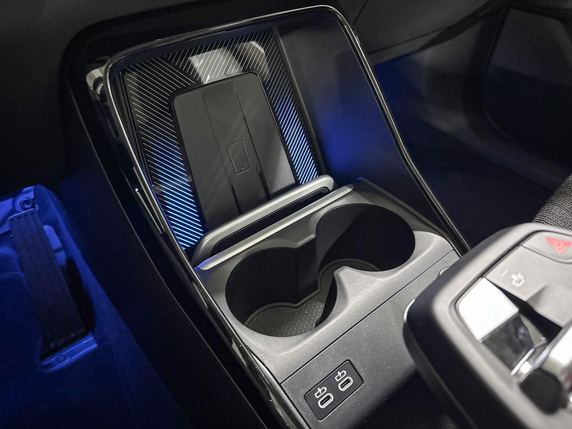 Foto van BMW Ix1