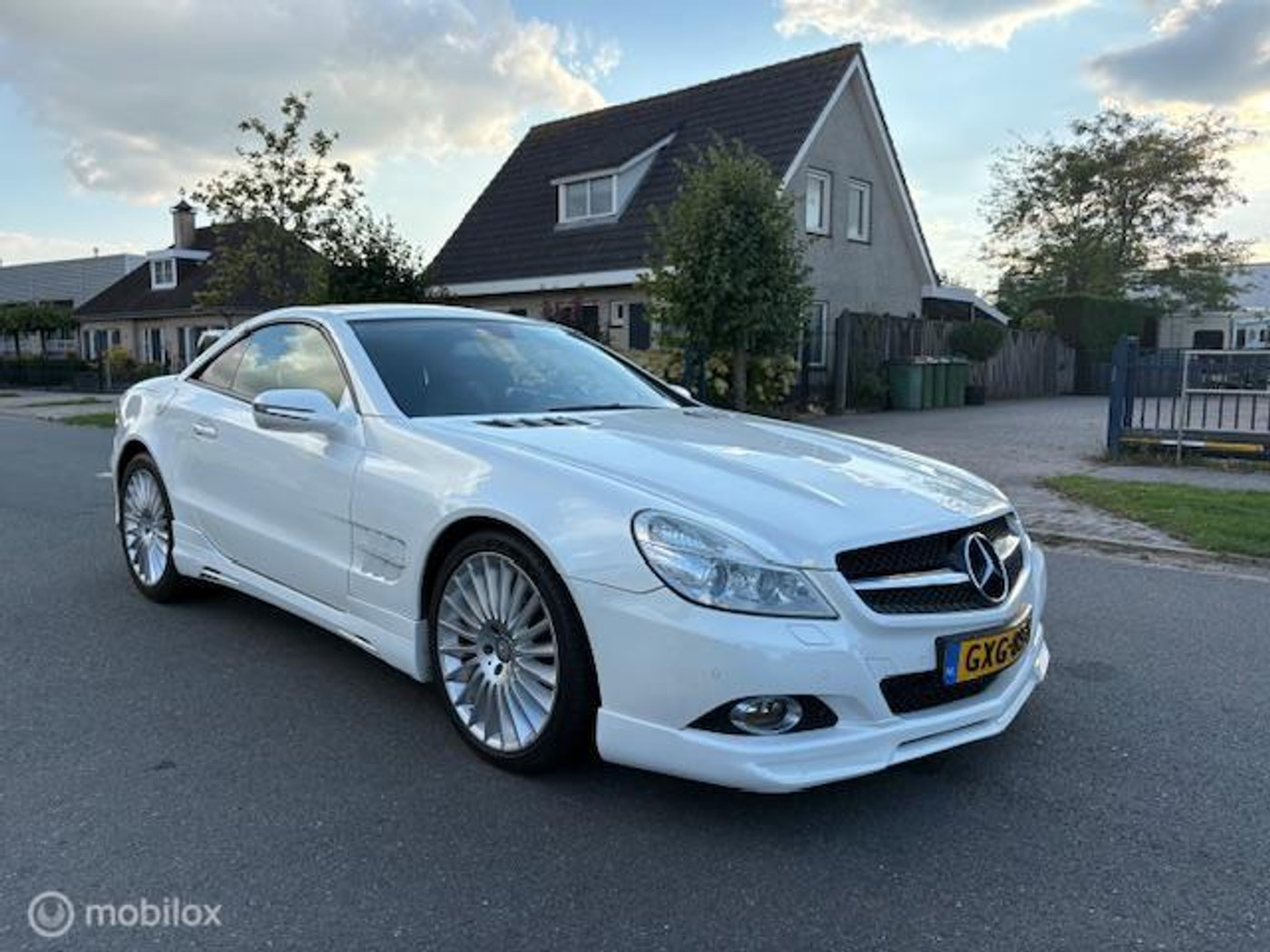 Foto van Mercedes-Benz SL 350