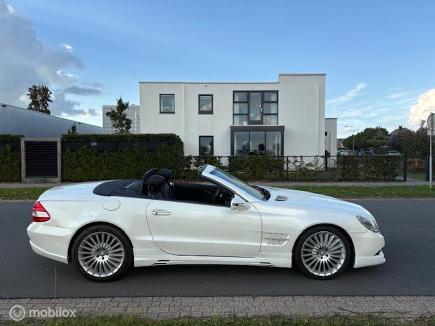 Foto van Mercedes-Benz SL 350