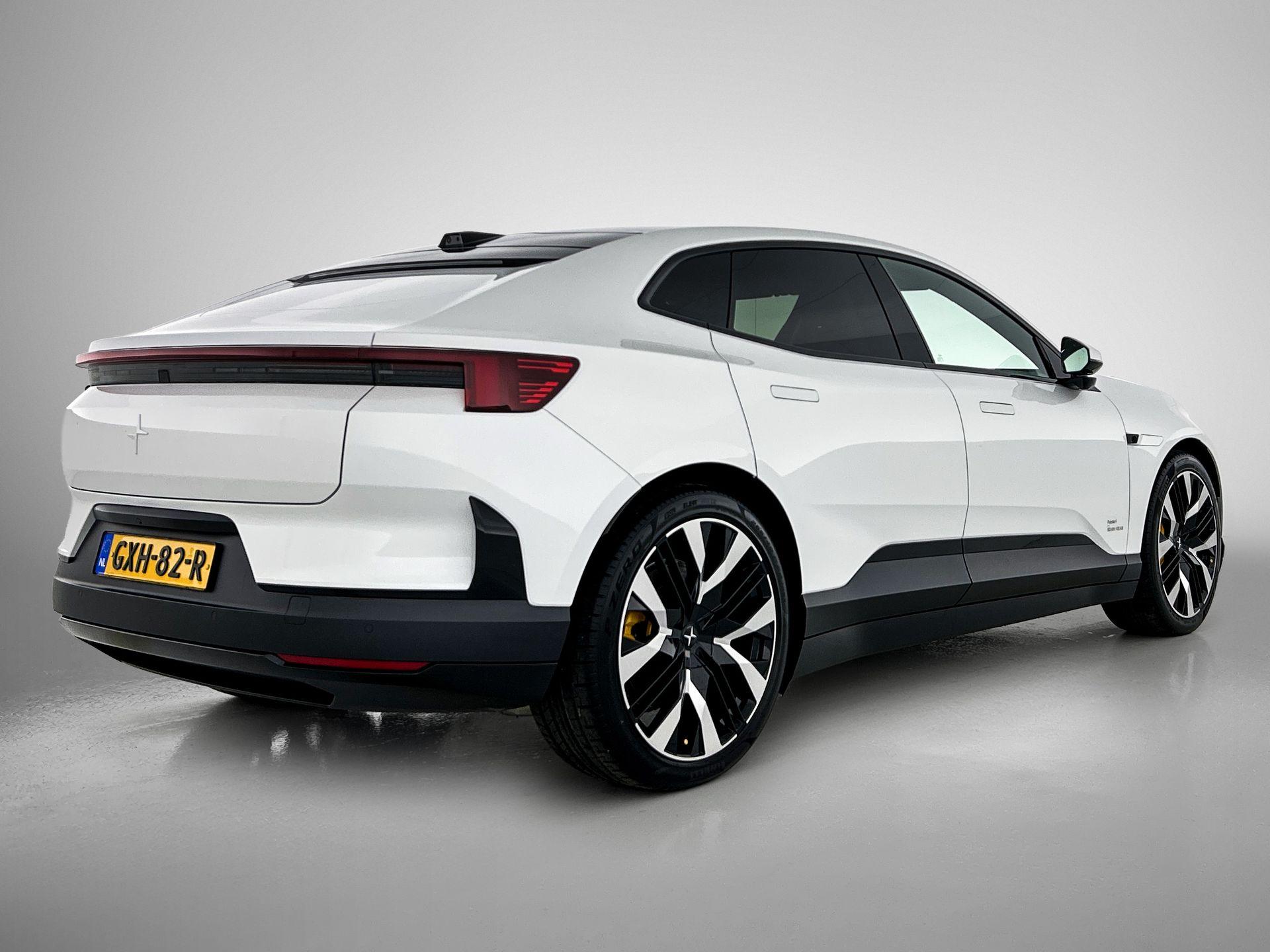 Foto van Polestar 4