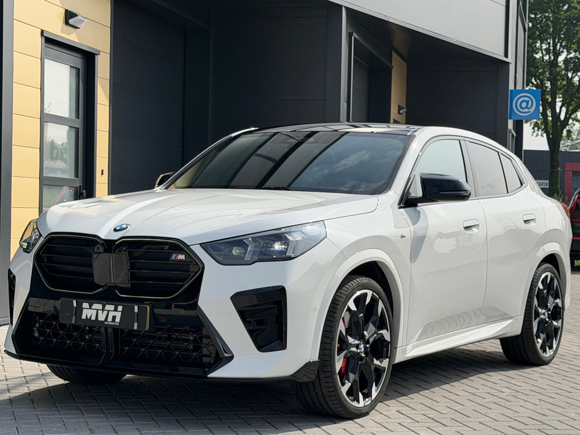Foto van BMW X2 M35i xDrive
