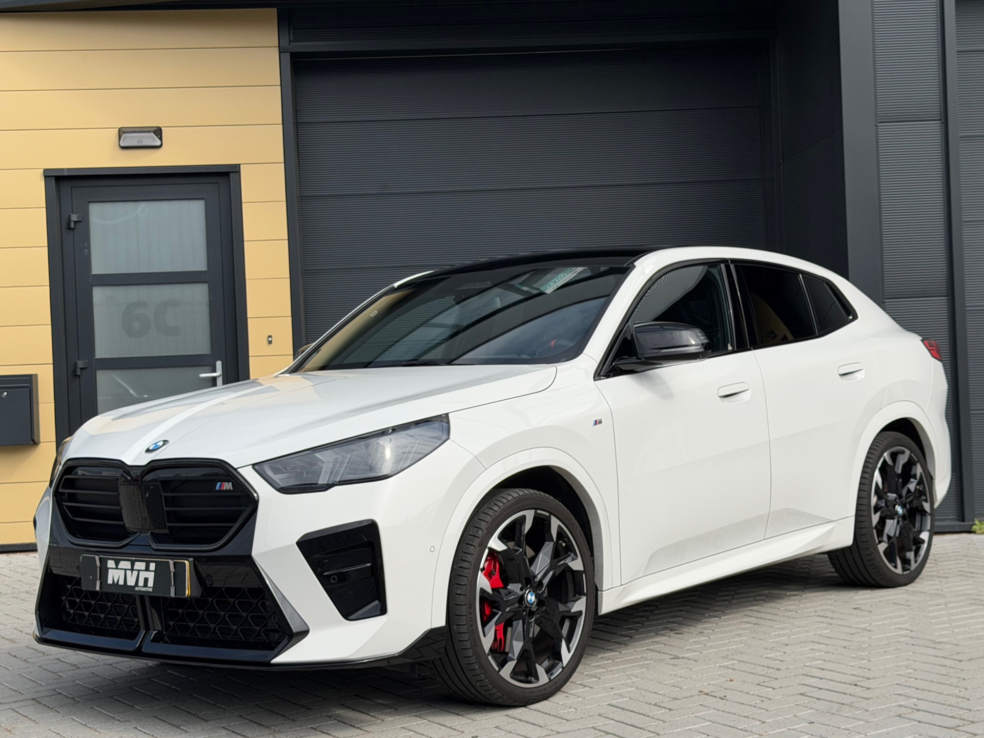 Foto van BMW X2 M35i xDrive