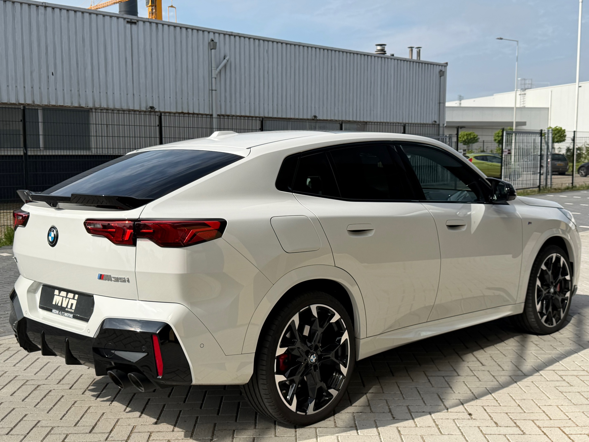 Foto van BMW X2 M35i xDrive