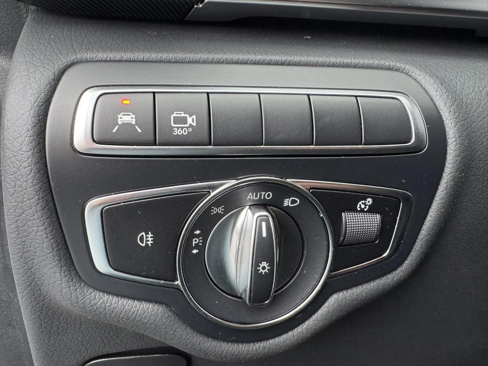 Foto van Mercedes-Benz V-klasse