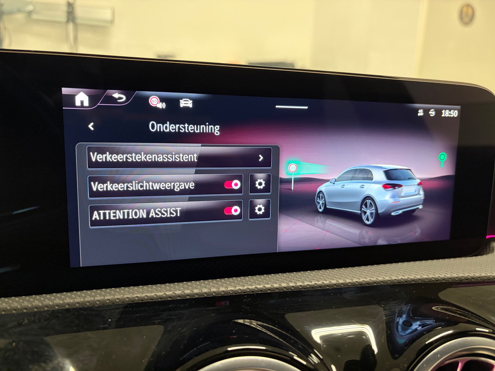 Foto van Mercedes-Benz A 200 D