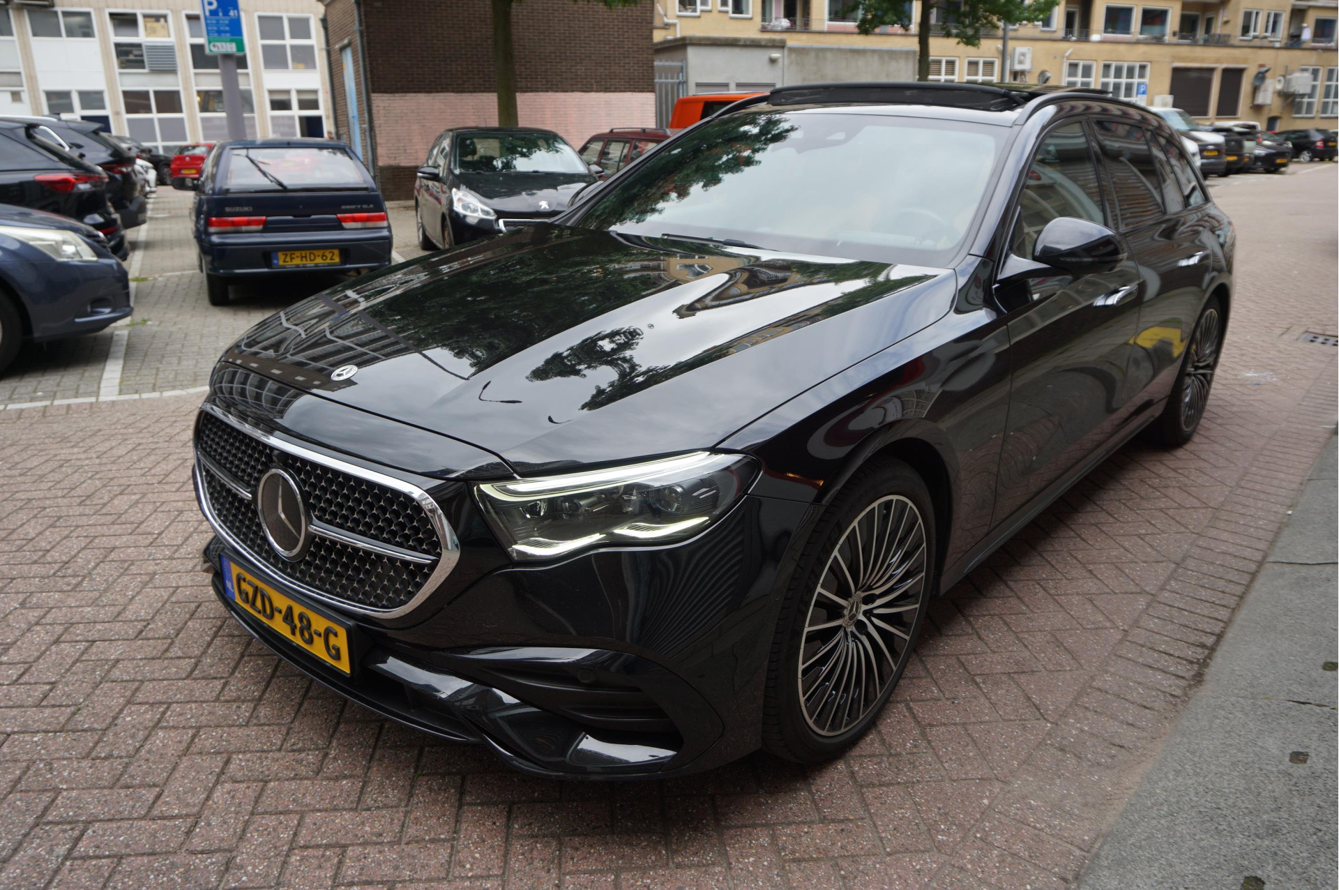 Foto van Mercedes-Benz E-klasse Estate