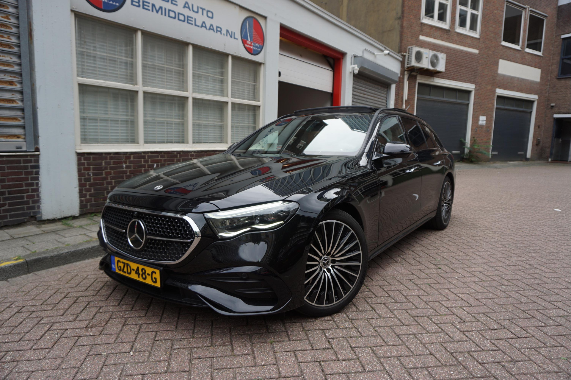 Foto van Mercedes-Benz E-klasse Estate