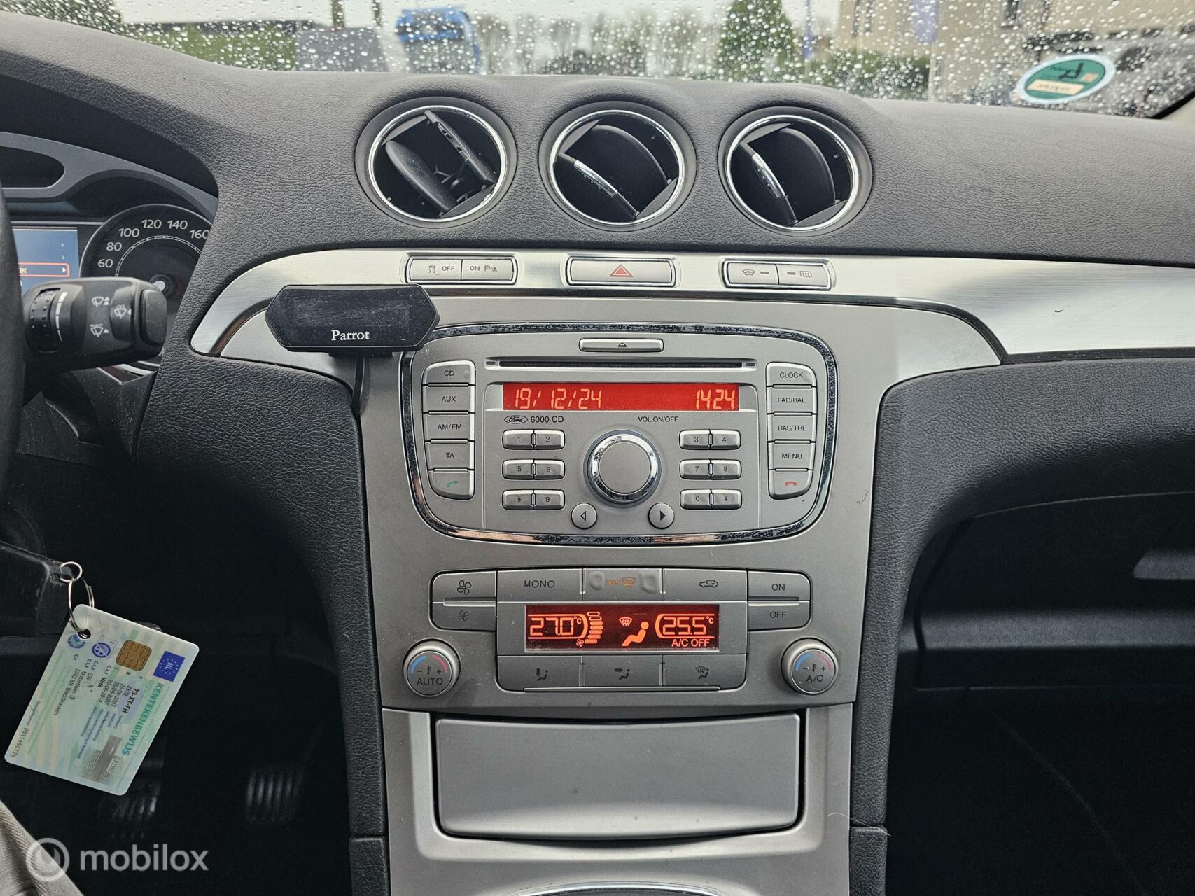 Foto van Ford S-max