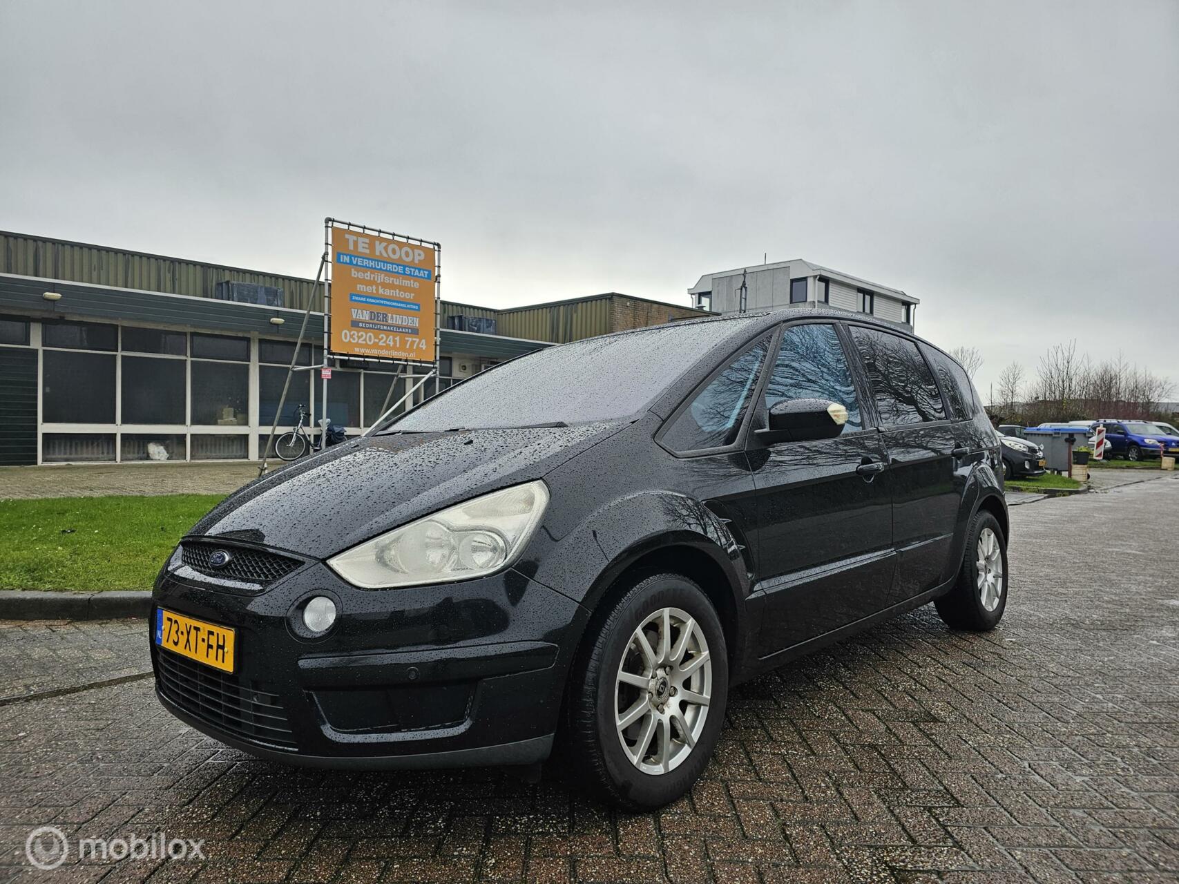 Foto van Ford S-max