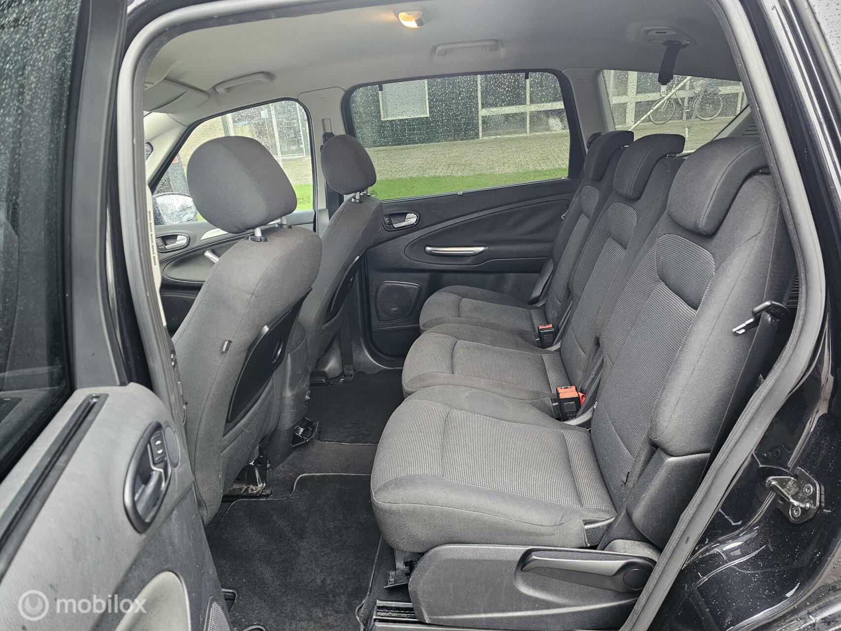 Foto van Ford S-max