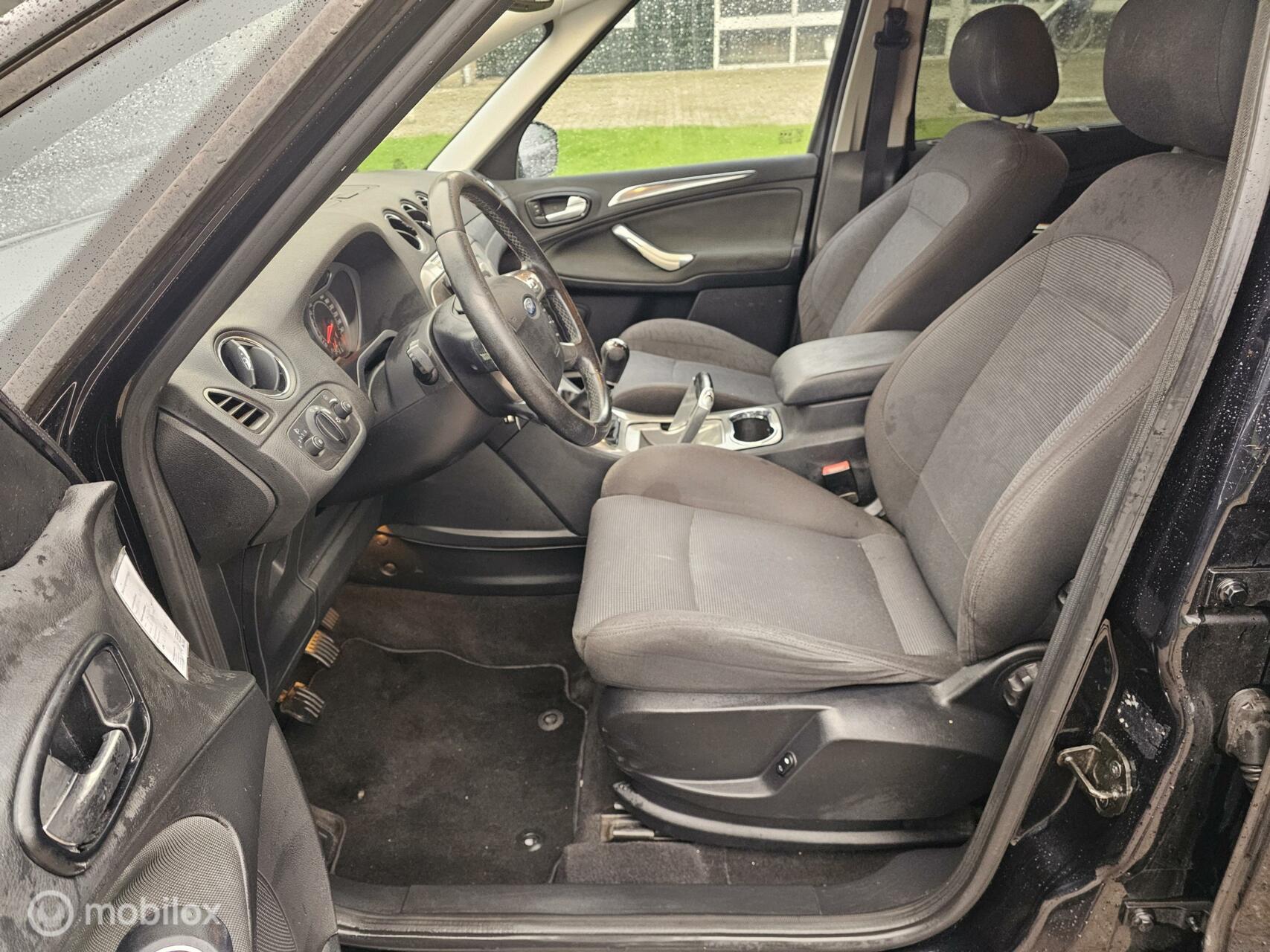 Foto van Ford S-max