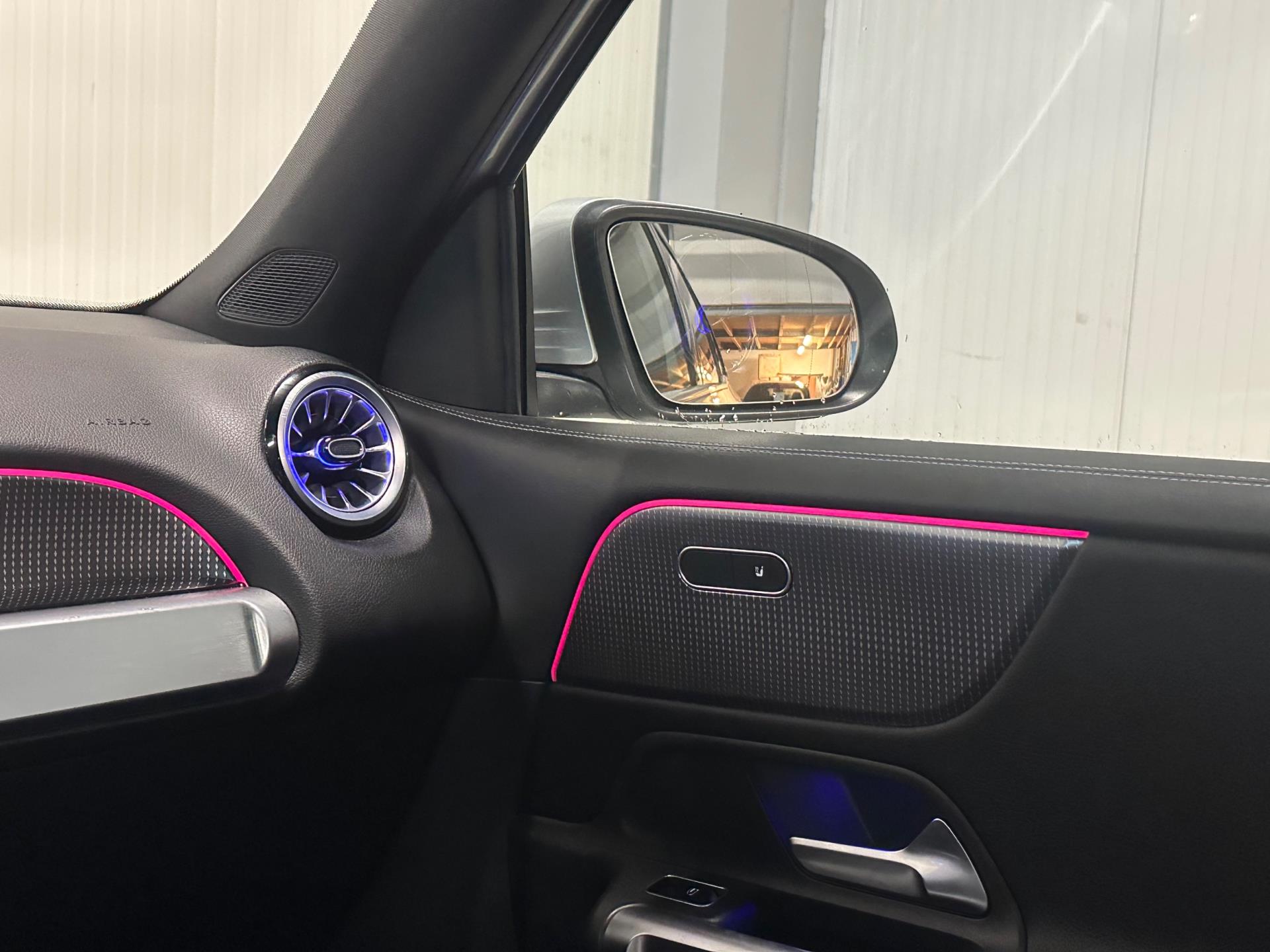 Foto van Mercedes-Benz GLB
