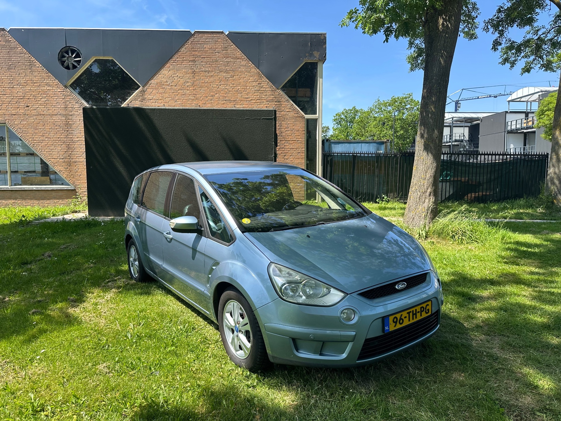 Foto van Ford S-max