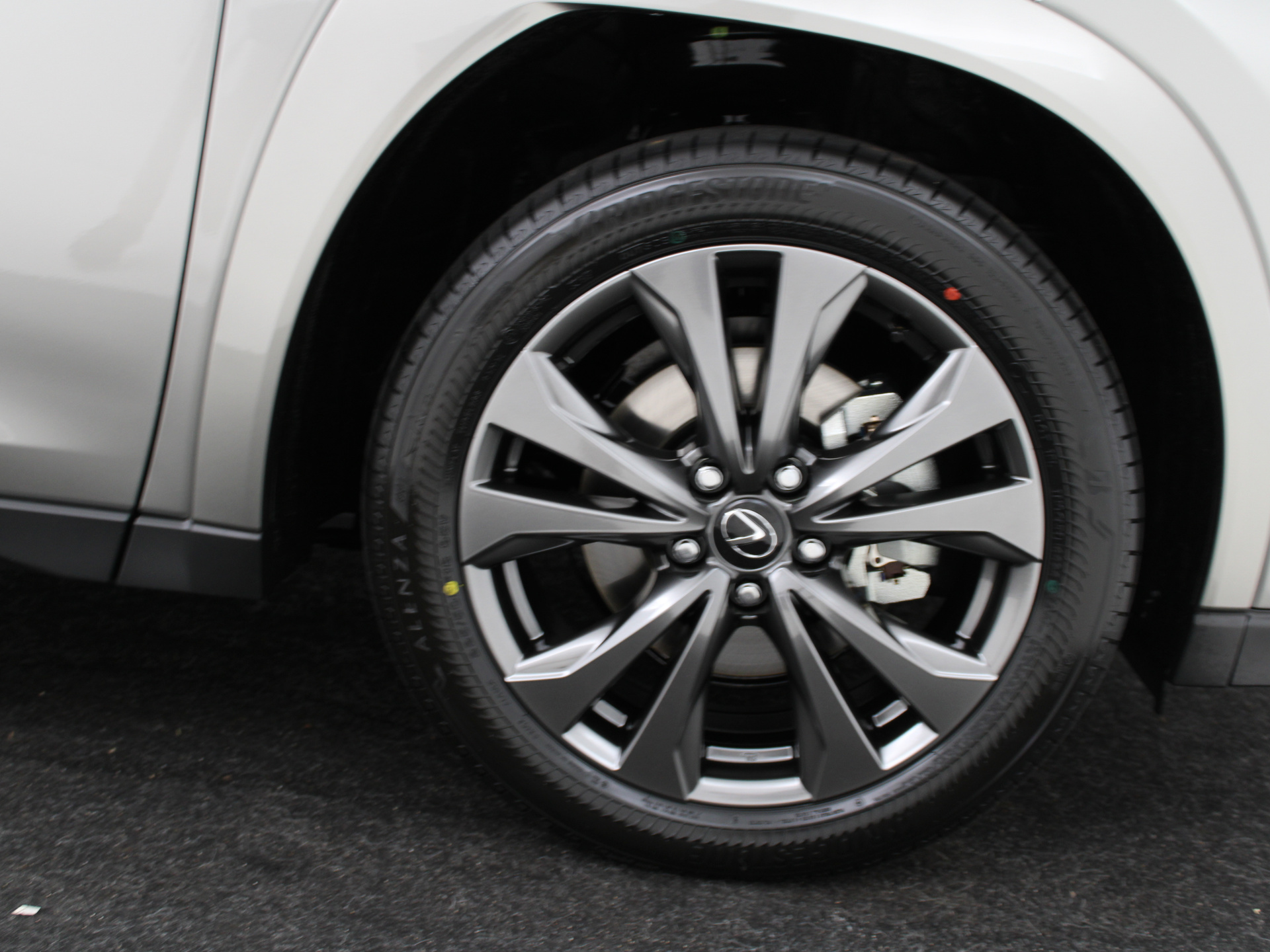 Foto van Lexus Lexus Ux300h