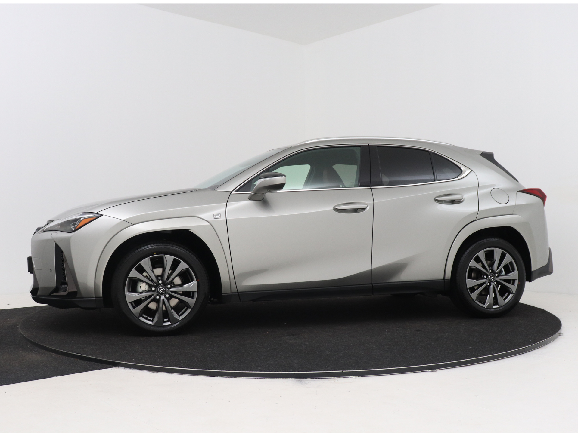Foto van Lexus Lexus Ux300h