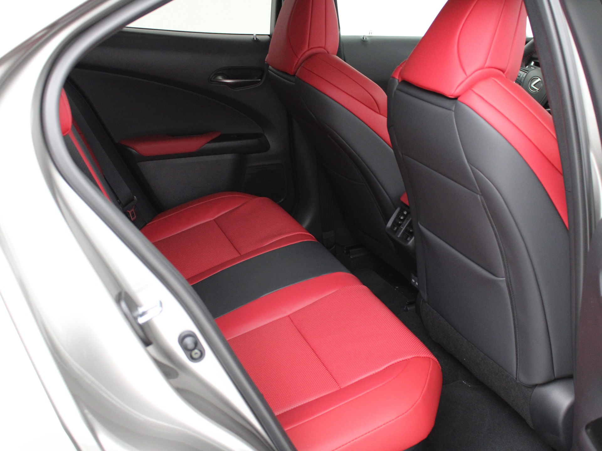 Foto van Lexus Lexus Ux300h