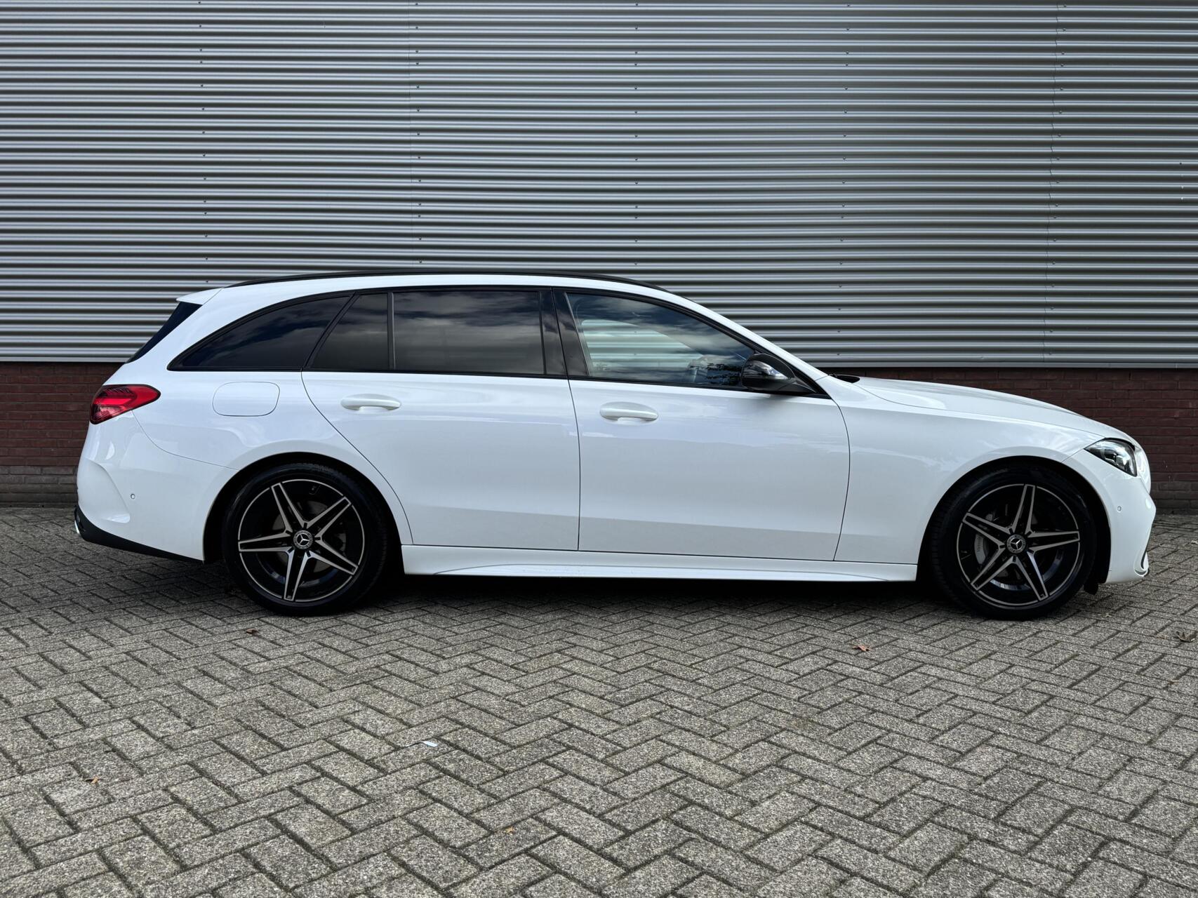 Foto van Mercedes-Benz C 200