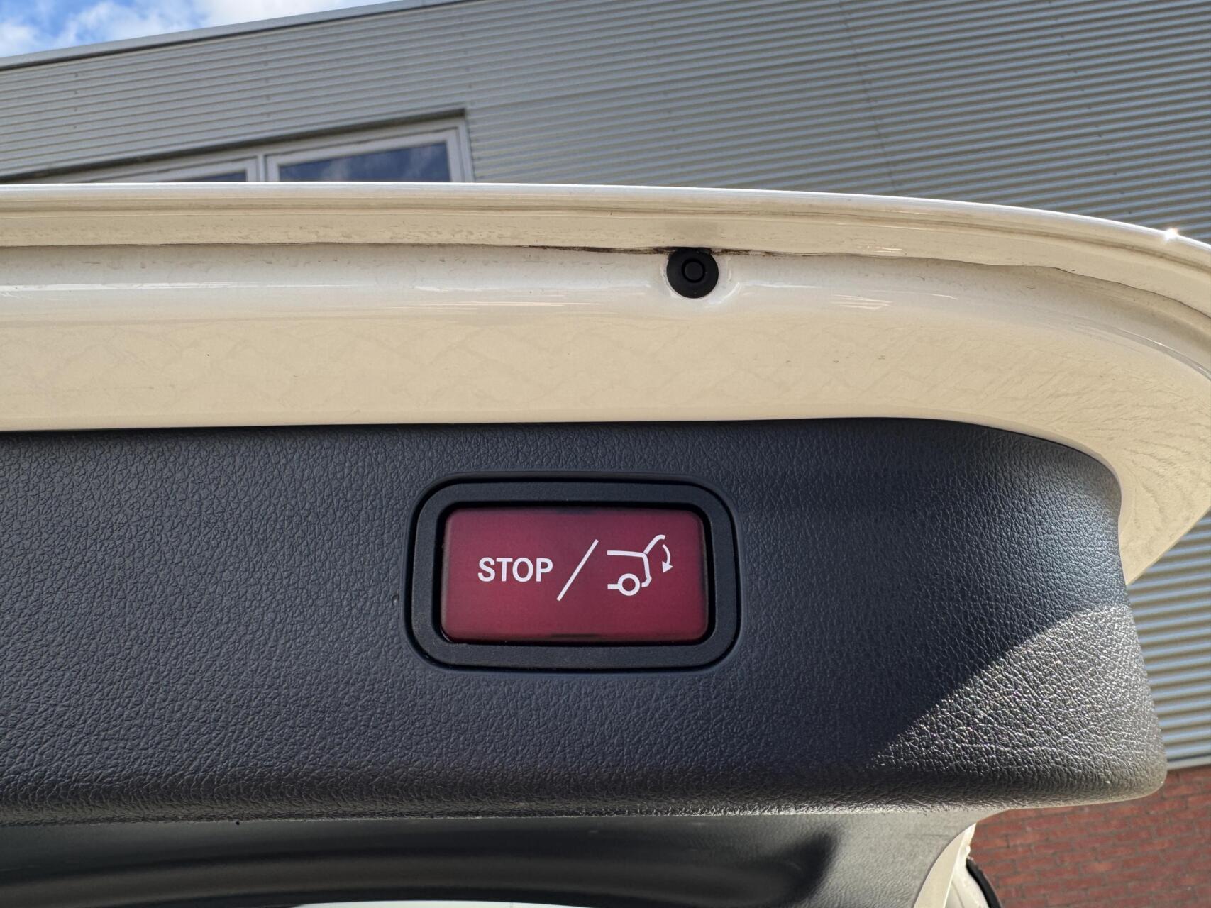 Foto van Mercedes-Benz C 200