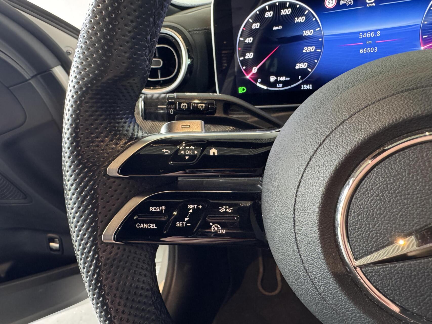 Foto van Mercedes-Benz C 200