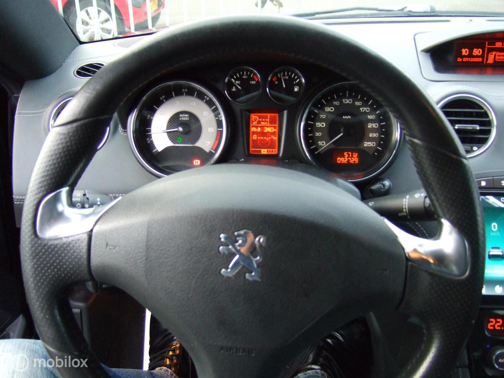 Foto van Peugeot RCZ