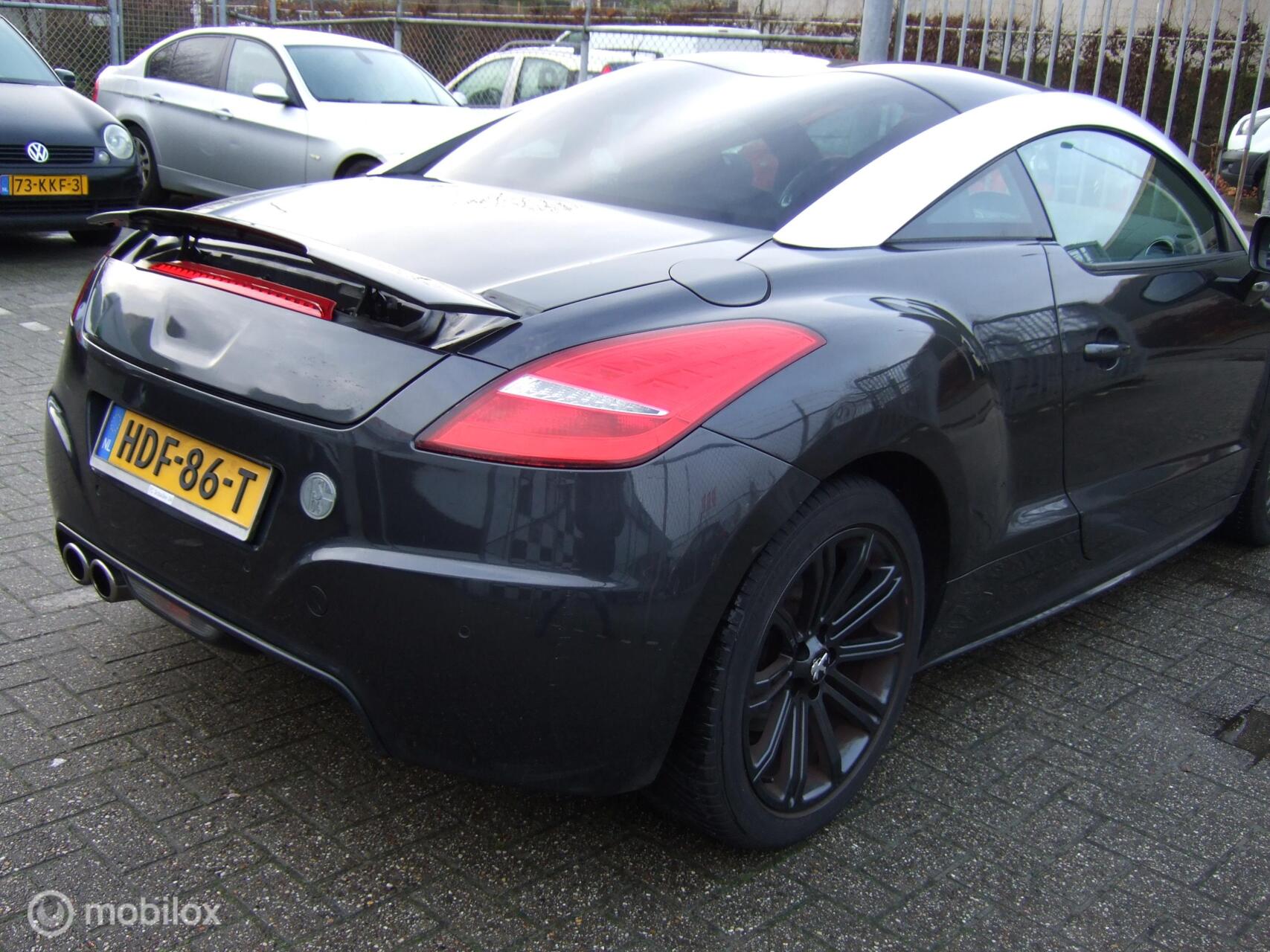 Foto van Peugeot RCZ